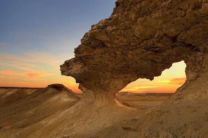 Qatar West Coast tour to Richard Serra Sculpture and Mushroom Rock Formation photo 2