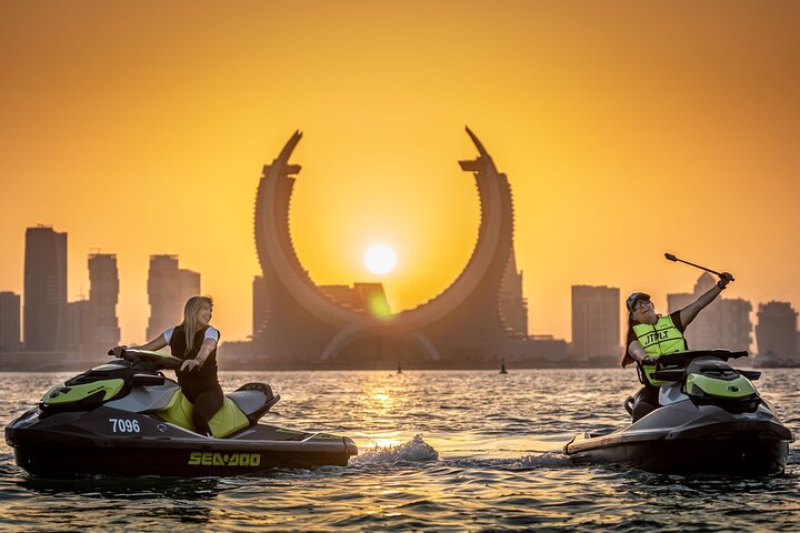 Doha Jet Ski Adventure: Speed, Splash, and Skyline Views